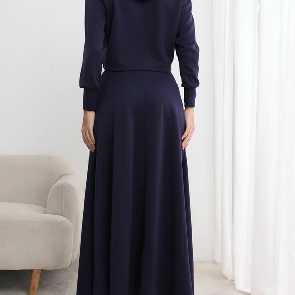 Women’s DrawString - Picture 3 of 3